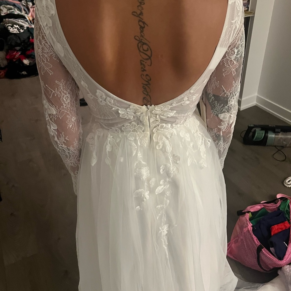 Elegant White Lace Long Sleeve wedding Dress ASIS